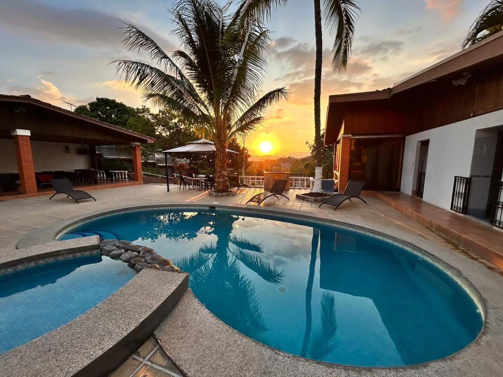 Uruka Lodge Alajuela Exteriér fotografie